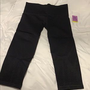 NWT never worn compression leggings